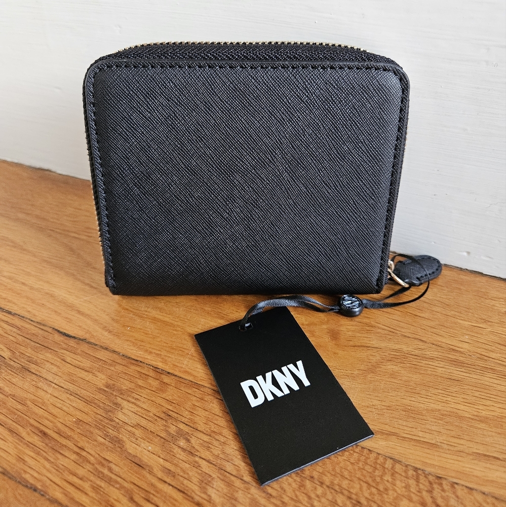 DKNY Wallet Velita Small Zip around - Picture 7 of 11